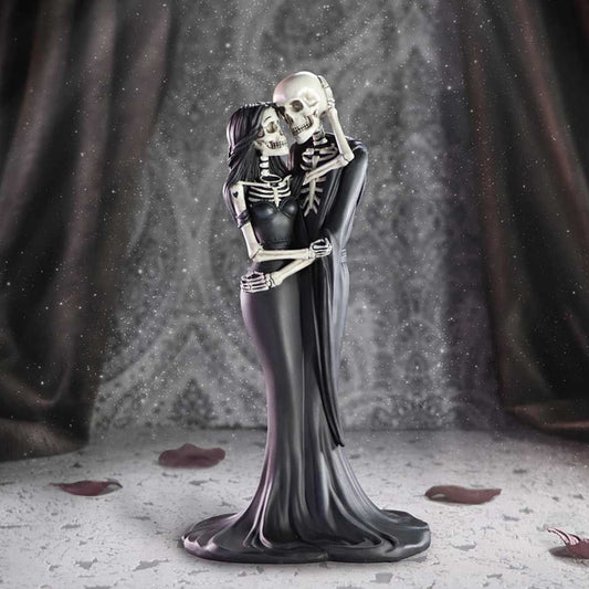 Eternal Embrace 24cm