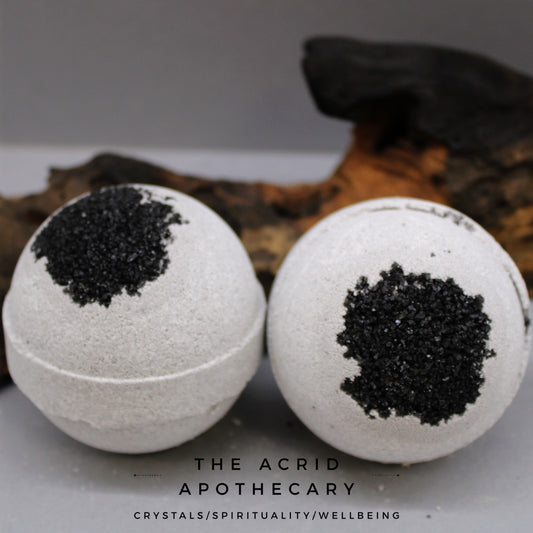 2x Charcoal Bath Bombs - Sea Salt & Moss